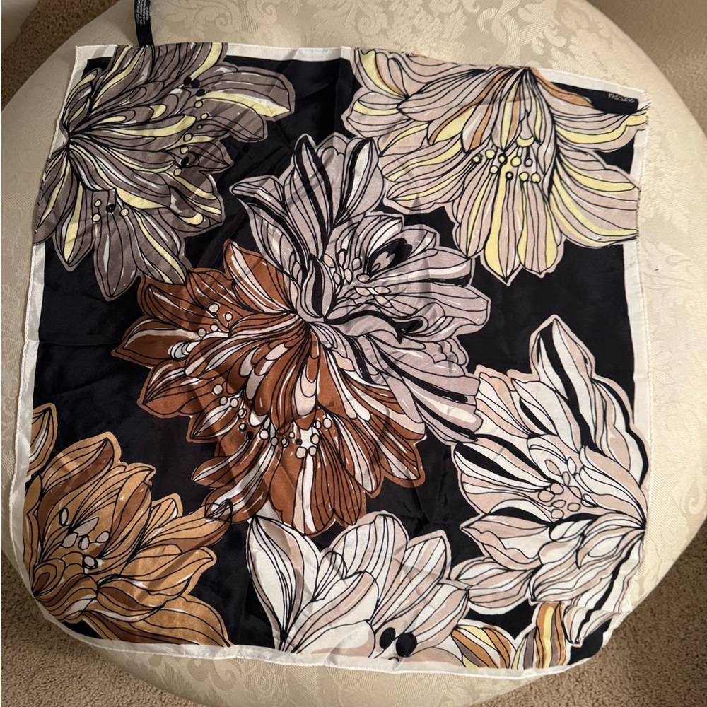 🎈NEW 🎈 KASPER 🎈 BANDANA SCARF 🎈 FLORAL 🎈 20” 🎈 BROWN, CREAM, BLACK